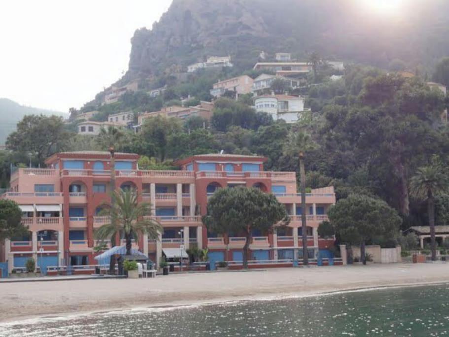 French Riviera 1 Bedroom On The Beach Facing Cannes Theoule-sur-Mer Exterior photo